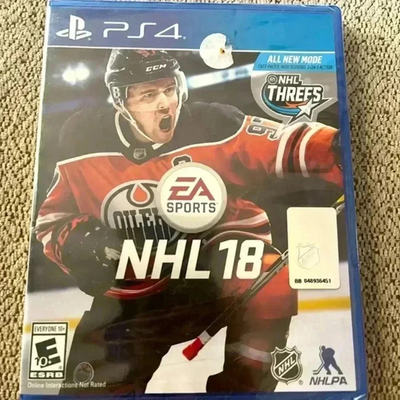 PS4 NHL‎ 2018 - Picture 1 of 4